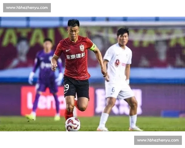 鲁能与亚泰2015赛季对决回顾：关键战术与球员表现全解析